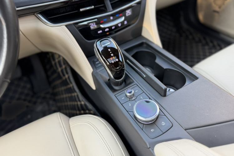 Used Cadillac CT6 2020 28T Fashion Edition Gear Lever