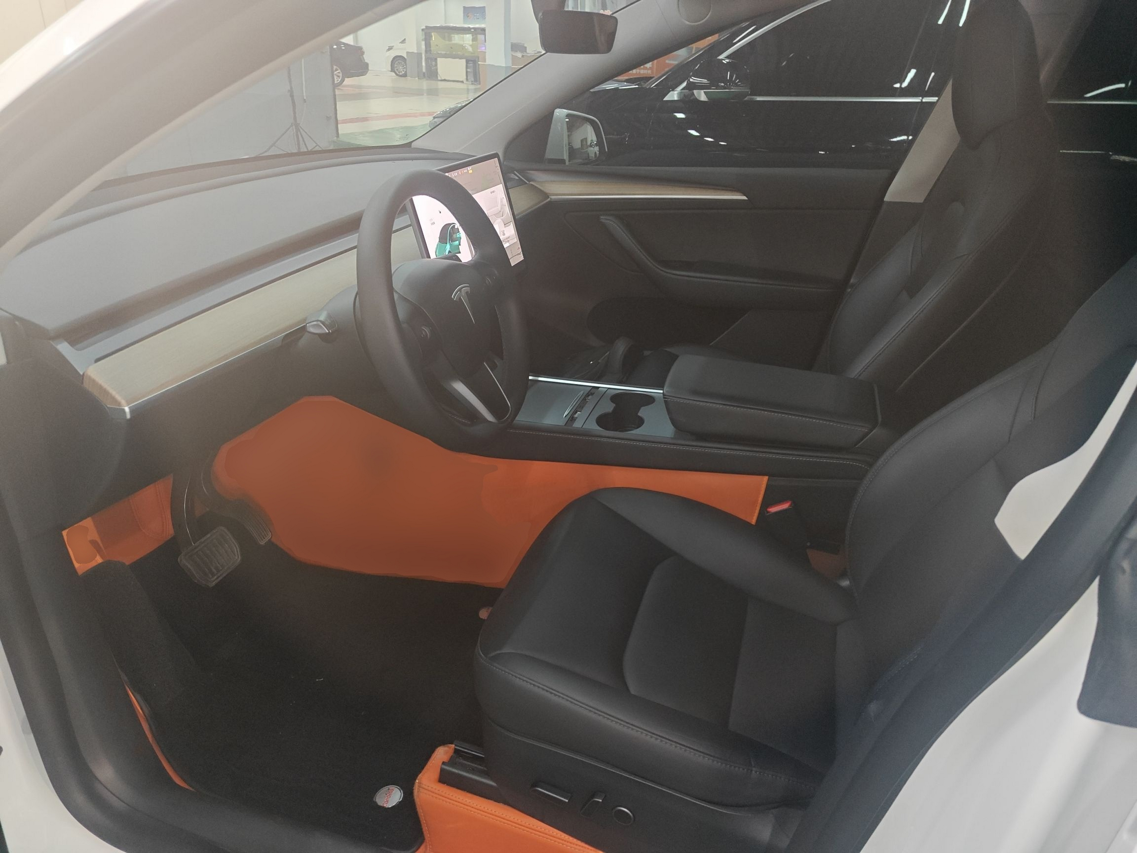 Переднее сиденье в автомобиле