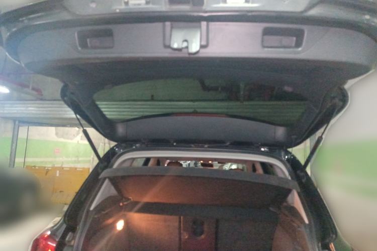 Used Volkswagen Tiguan 2013 1.8 TSI Automatic All-Wheel Drive Luxury Model Trunk