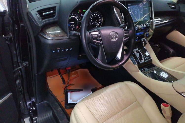 Used Toyota Vellfire 2021 Crown Dual-Engine 2.5L HV Supreme Edition
