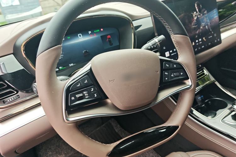 Used BYD e9 2025 Model 506 Luxury Version Steering Wheel