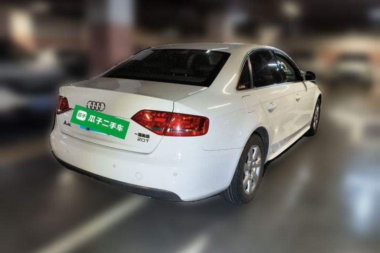 Used Audi A4L 2012 2.0 TFSI automatic Comfort trim level Rear Right 45 Deg