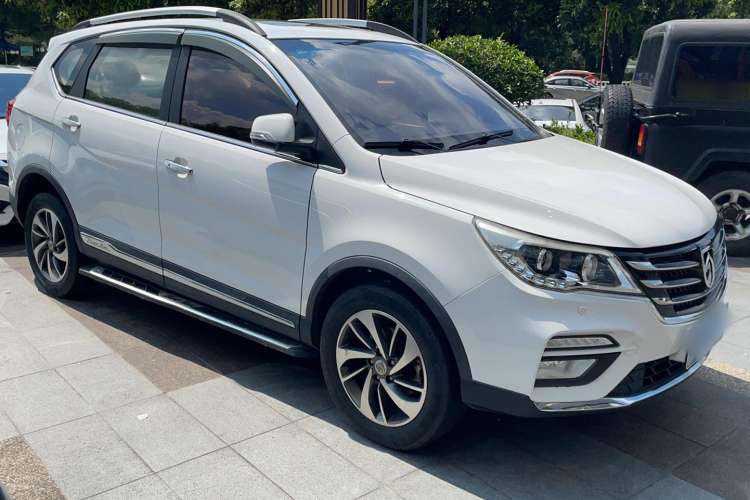 Used Baojun 560 2017 Rhythmic Edition 1.8L iAMT Prestige Model