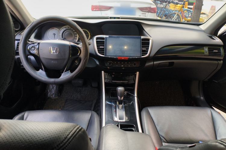 Used Honda Accord 2016 2.0L Comfort Edition
