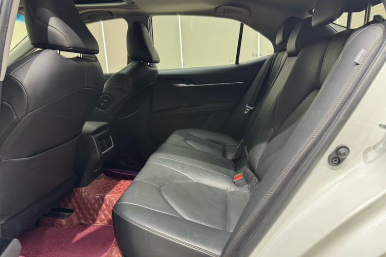 Used Toyota Camry 2021 2.0G Luxury Edition