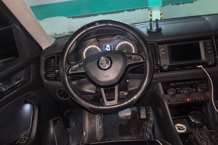 Used Skoda Kodiaq 2017 TSI330 7-Seater Two-Wheel-Drive Luxury Tech Edition