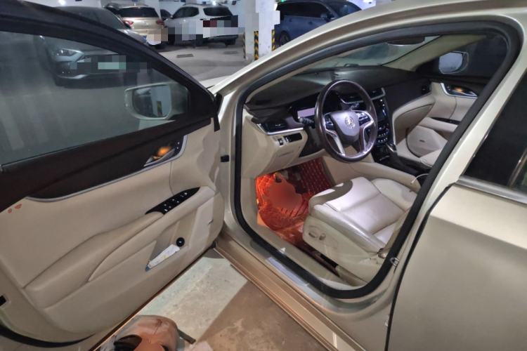 Used Cadillac XTS 2013 28T Comfort Model
