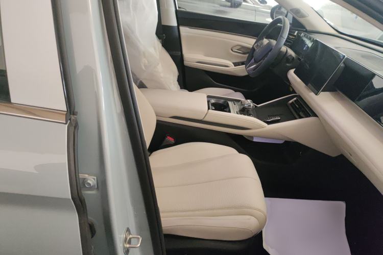 Used BYD Qin L 2024 DM-i 120KM Beyond Model
