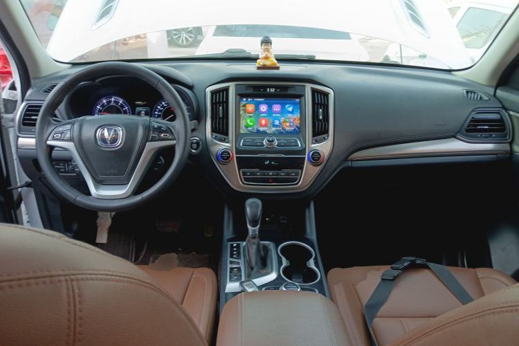 Used Changan CS95 2017 2.0T Two-Wheel Drive Zhitu Edition