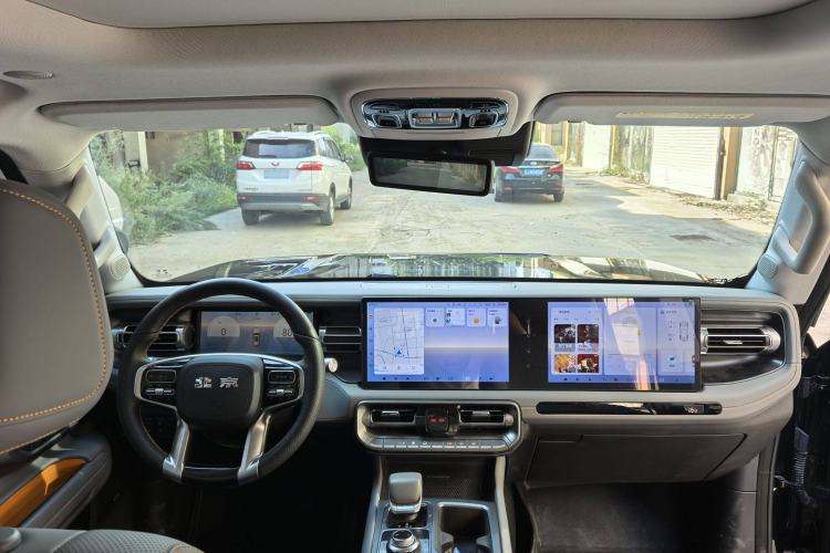 Used BAIC Off-Road BJ40 2024 2.0T All-New Urban Hunter Edition Ultimate Version