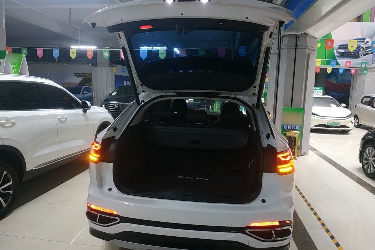 Used Volkswagen Tayron X 2020 330TSI Two-Wheel Drive Luxury Smart Connectivity Version Trunk