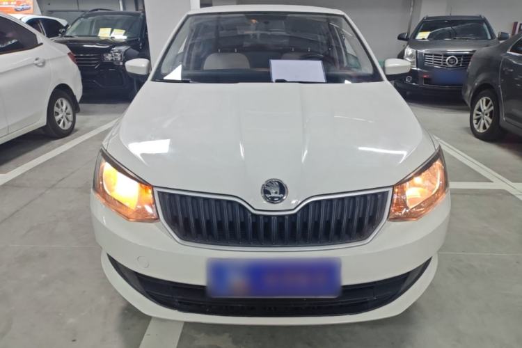 Used Skoda Fabia 2015 1.4L Manual Front-Wheel Drive Model
