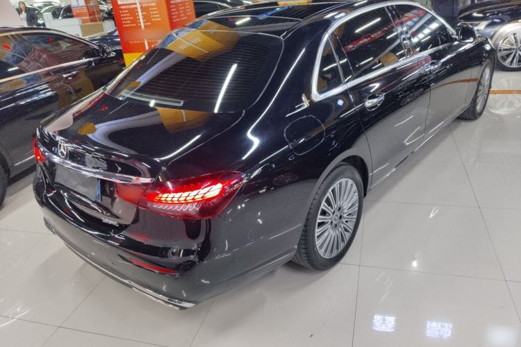 Used Mercedes-Benz E-Class 2022 Second Facelift E 300 L Fashion Edition
