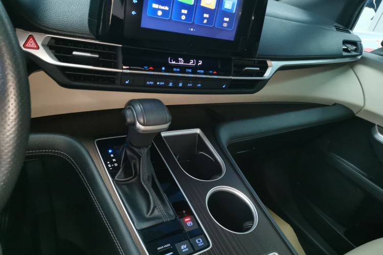 Used Toyota Sienna 2021 2.5L Hybrid Luxury Edition
