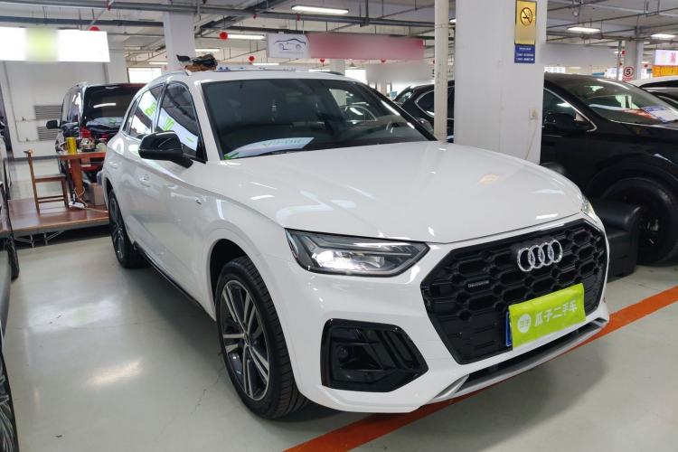 Used Audi Q5L 2022 40T Fashionable and Dynamic Model
