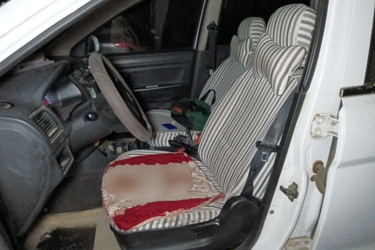 Used Dongfeng Fengon 330 2014 1.5L Manual Standard Edition DK15-02 Left Front Seat