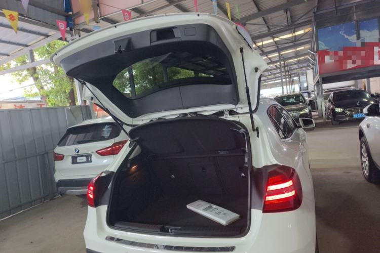 Used Mercedes-Benz GLA 2018 GLA 200 Fashion Model Trunk