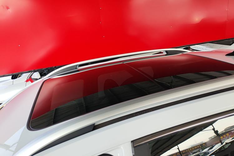 Used Roewe RX5 2025 PLUS 330TGI Automatic Trendsetting Smart Edition Roof