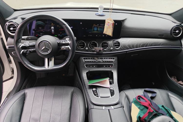 Used Mercedes-Benz E-Class 2021 E 260 Stylish Sports Edition Center Console