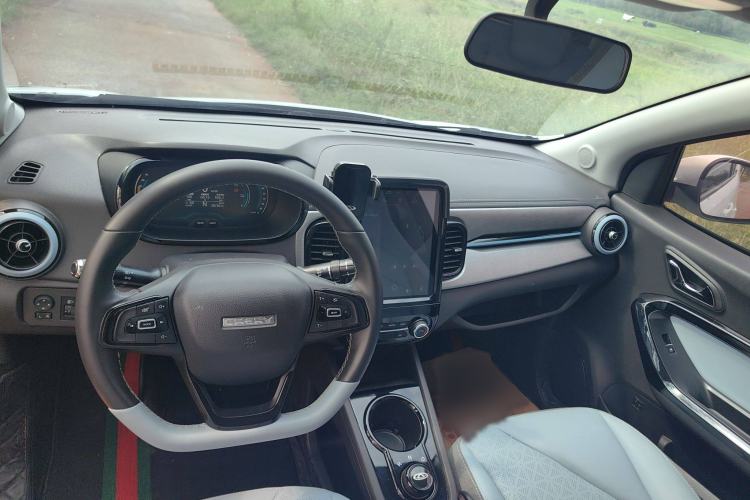 Used Chery Little Ant 2022 Sweet Pink Edition Half-Sugar Version 3-Cell Lithium 30kW 301km