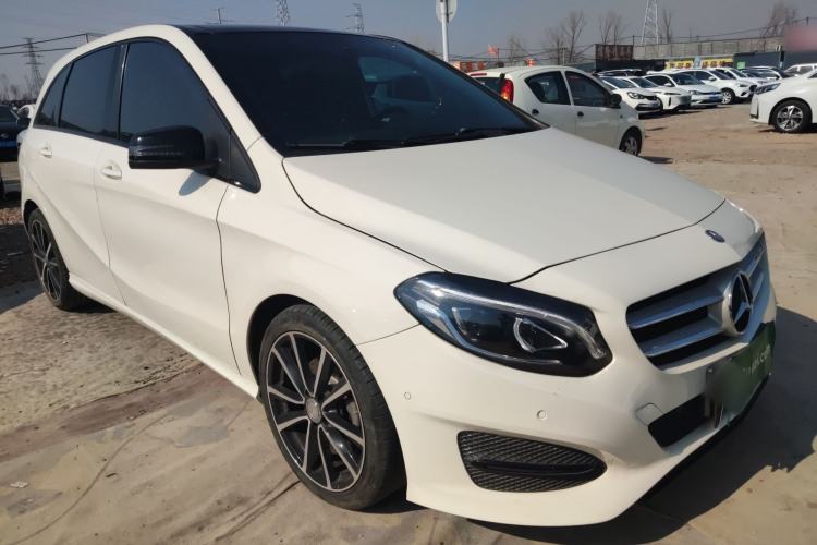 Used Mercedes-Benz B-Class 2015 B 200 Luxury Model