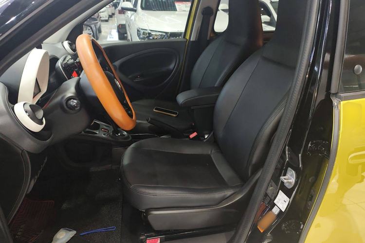 Used smart forfour 2016 1.0L 52 kW Dynamic Edition