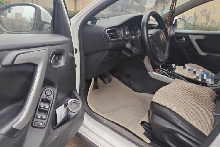 Used Citroen C3-XR 2015 1.6L Manual Pioneer Model Driver Seat