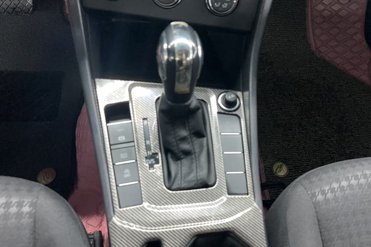 Used Volkswagen Bora 2021 1.5L Automatic Fashionable Smart Connectivity Version