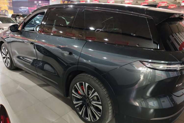 Used Nio ES8 2023 75 kWh Executive Edition
