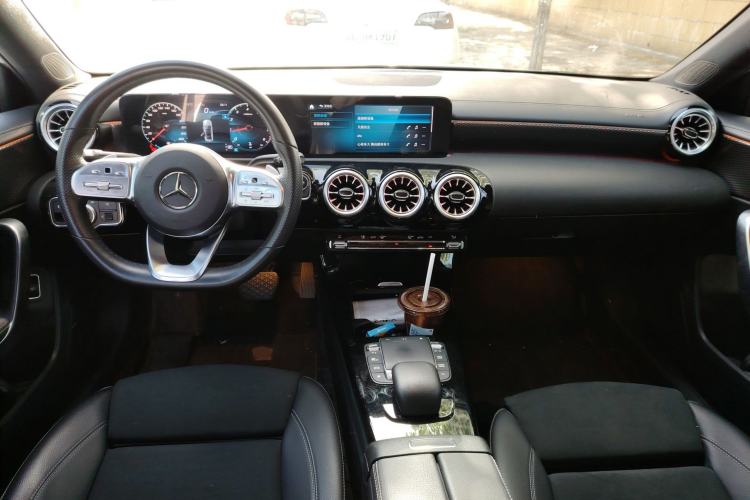 Used Mercedes-Benz A-Class 2022 Second Facelift A 200 L Sport Sedan Fashion Version