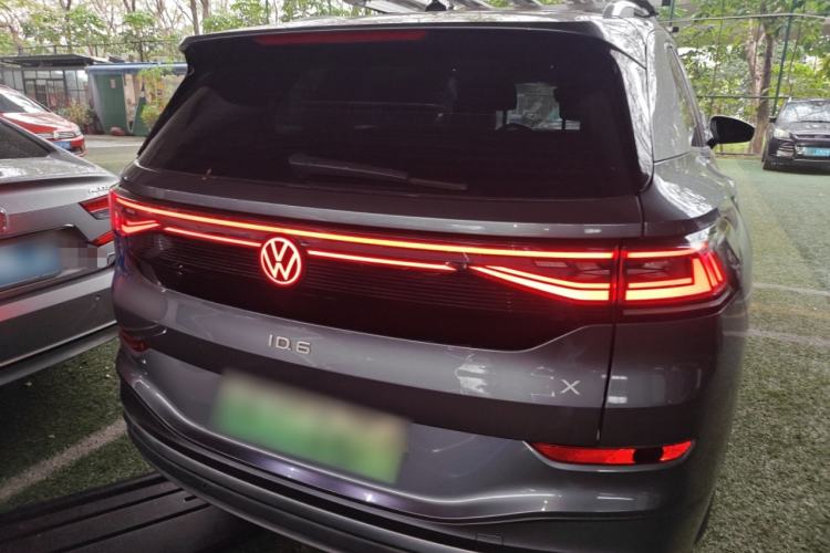 Used Volkswagen ID.6 X 2023 Pure Long-Range Version Rear