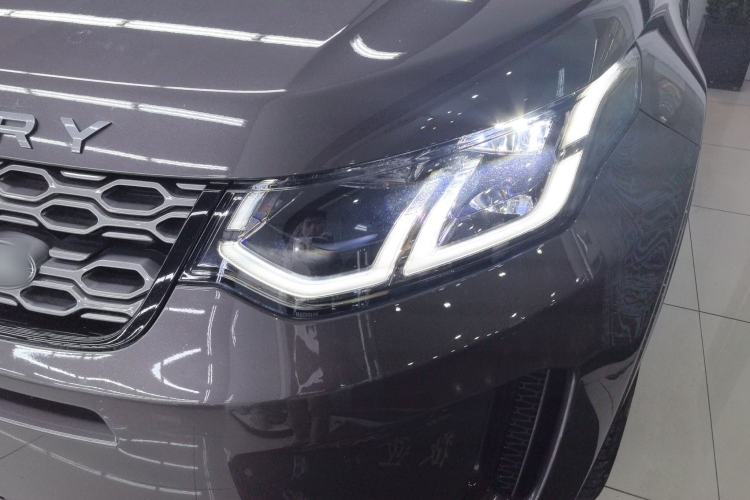 Used Land Rover Discovery Sport 2022 249 PS R-Dynamic S Performance Edition 5 Seats Left Front Headlight