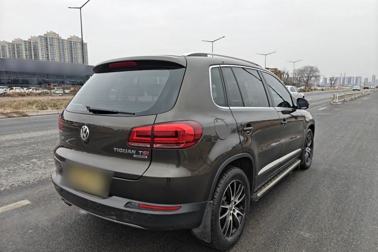 Used Volkswagen Tiguan L 2015 1.8TSI Automatic All-Wheel-Drive Luxury Model