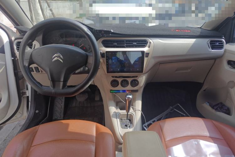 Used Citroen Elysee 2014 1.6L Automatic Fashion Model Center Console