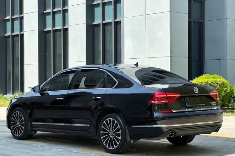 Used Volkswagen Passat 2017 380TSI DSG Prestige Edition Exterior 4