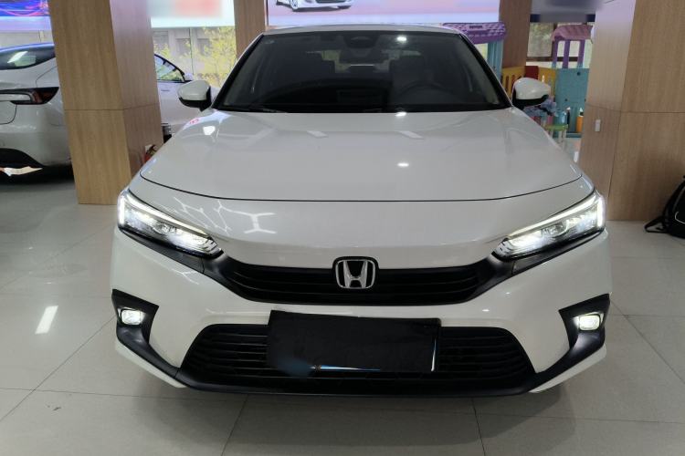 Used Honda Civic 2023 240TURBO CVT Dynamic · Center Stage Special Edition
