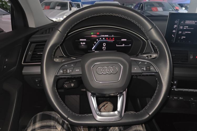 Used Audi Q5L 2023 40T Fashionable and Dynamic Edition
