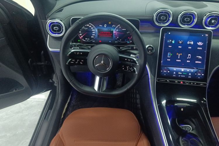 Used Mercedes-Benz GLC 2023 GLC 260 L 4MATIC Luxury Model 5 Seats