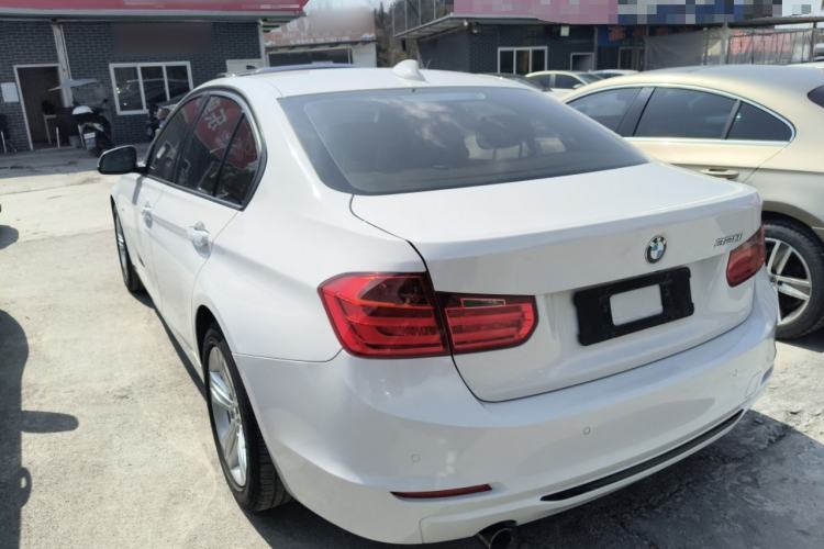Used BMW 3 Series 2015 320i Sport Design Package
