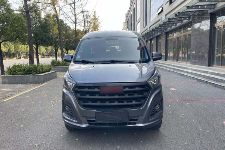 Used Jinbei Gold Hiace 2023 1.5L Passenger Vehicle Engineering Lion 9 Seats