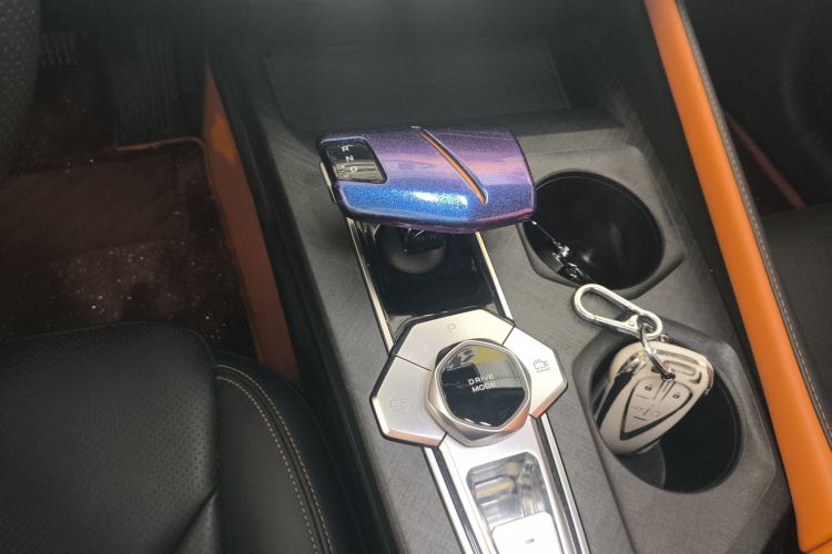 Used Changan UNI-V 2022 1.5T Prestige Version
