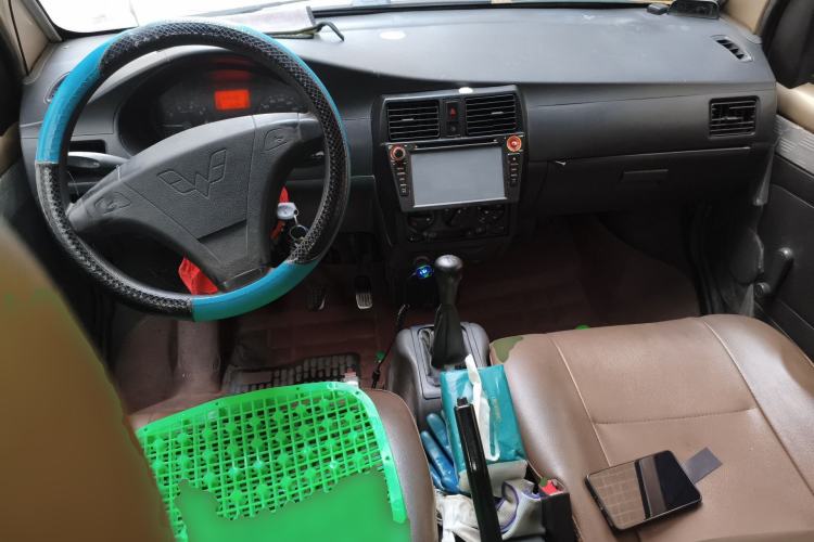 Used Wuling Rongguang 2014 1.2L S Base Model Center Console