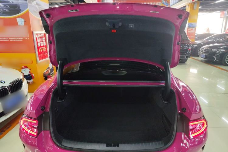 Used Xiaomi Auto SU7 2024 Four-Wheel Drive Ultra-Long Range Advanced Intelligent Driving Max Edition Trunk