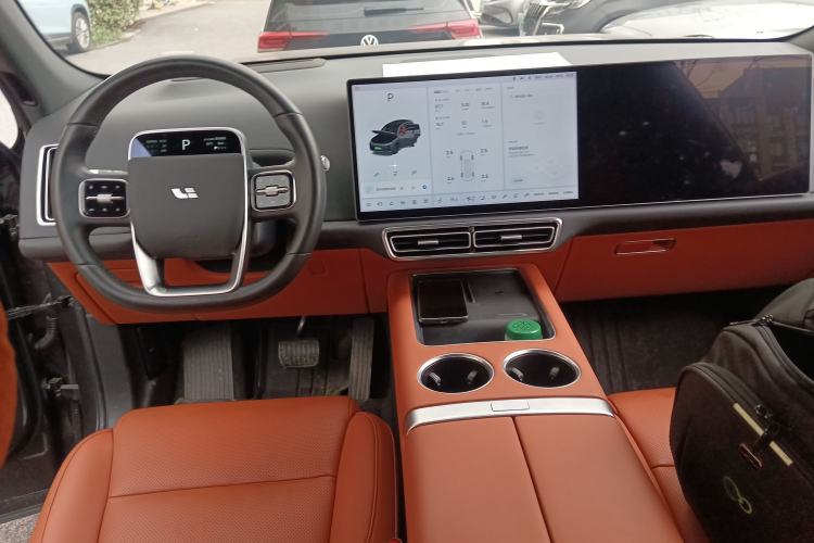Used Li Auto L7 2023 Max model
