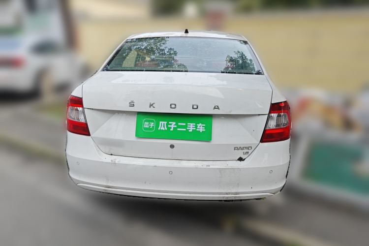 Used Skoda Rapid 2013 1.6L Automatic Smart Selection Model