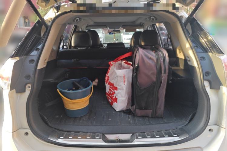 Used Nissan X-Trail 2014 2.5L CVT Luxury Edition 4WD Trunk