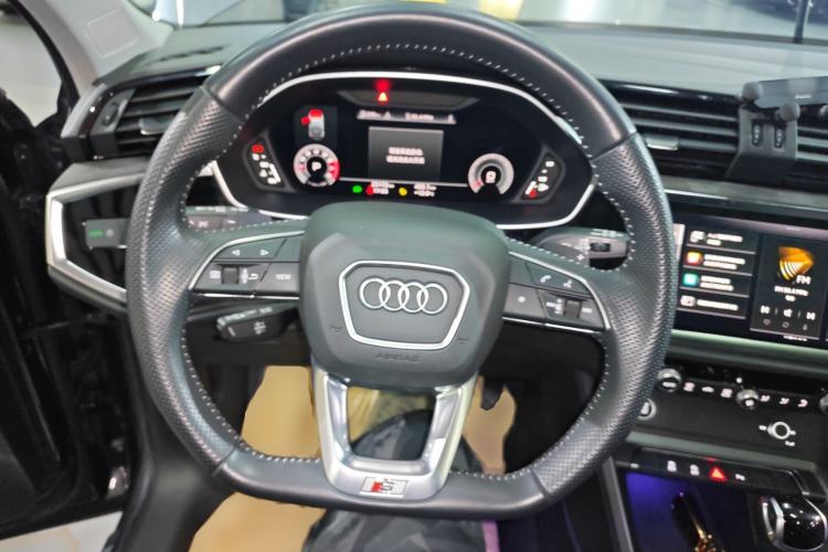 Used Audi Q3 Sportback 2022 40 TFSI Fashion Model
