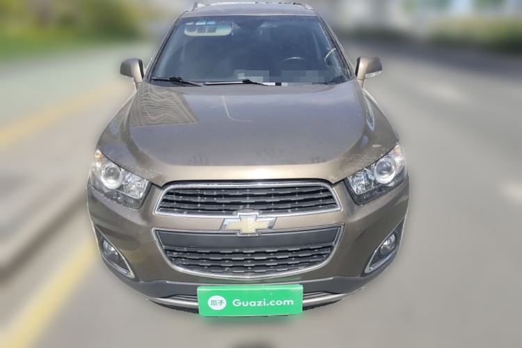 Used Chevrolet Captiva 2015 2.4L 4x4 Flagship Edition 7-Seater
