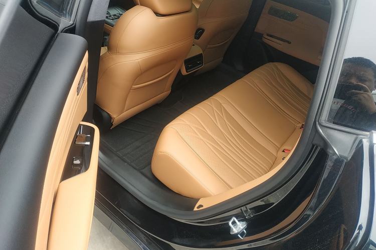 Used Geely Galaxy 8 2025 130km EM-P Starship Edition Left Rear Seat