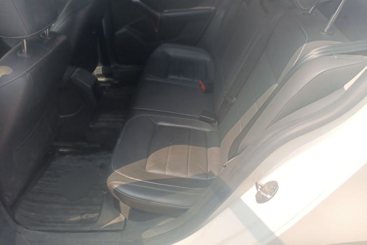 Used Volkswagen Lavida 2015 230TSI DSG Comfort Edition
